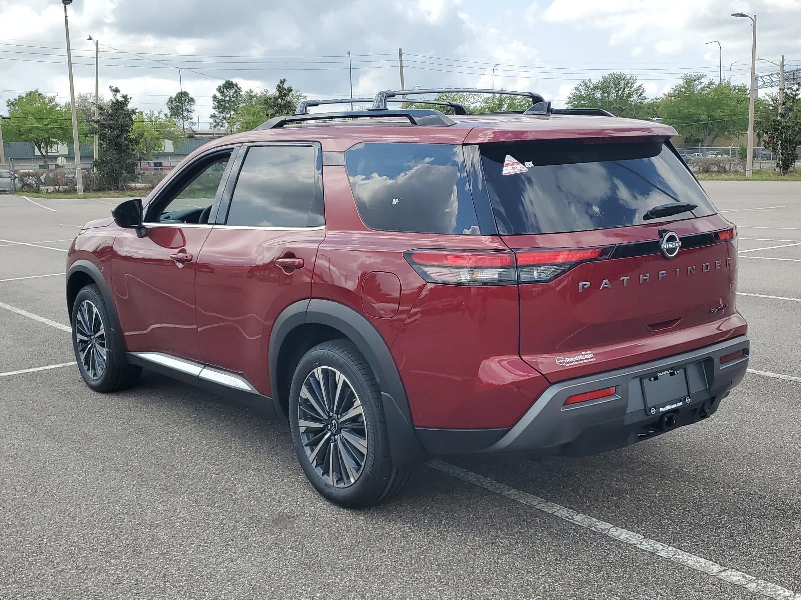 2026 Nissan Pathfinder Platinum 2WD