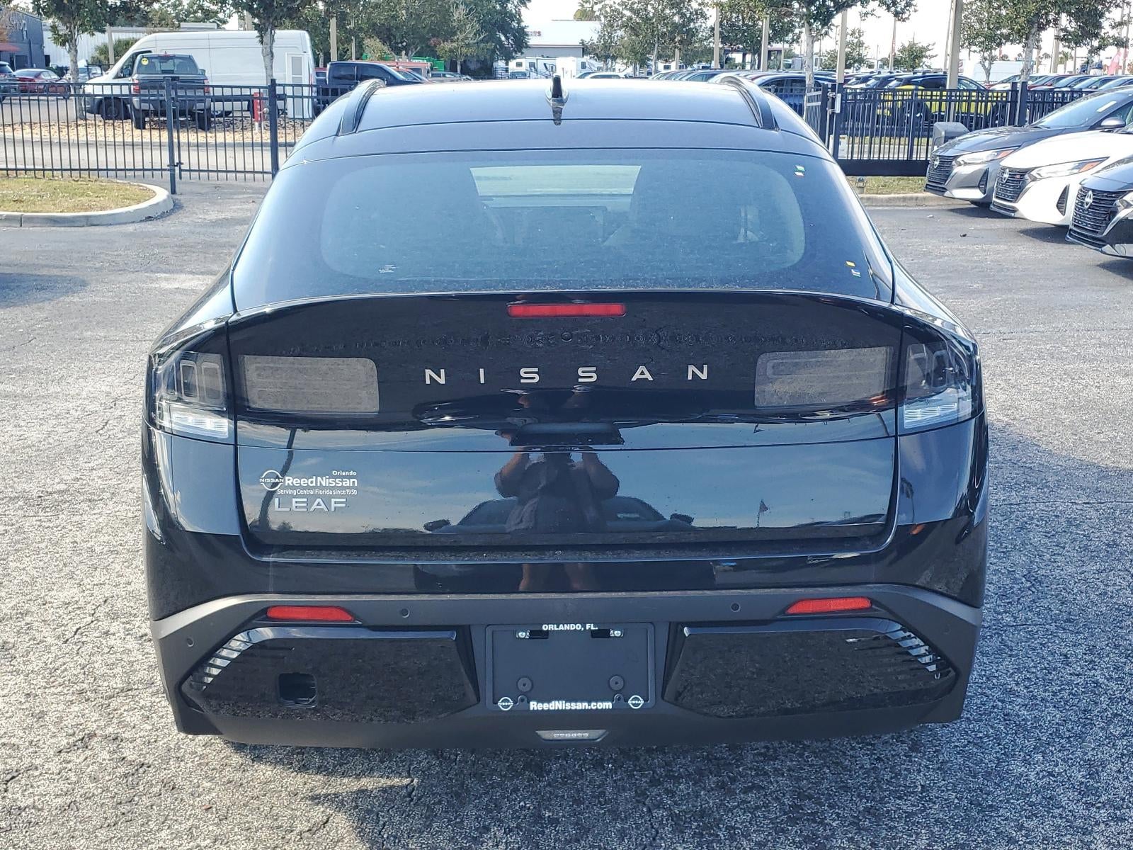 2026 Nissan LEAF PLATINUM+ FWD