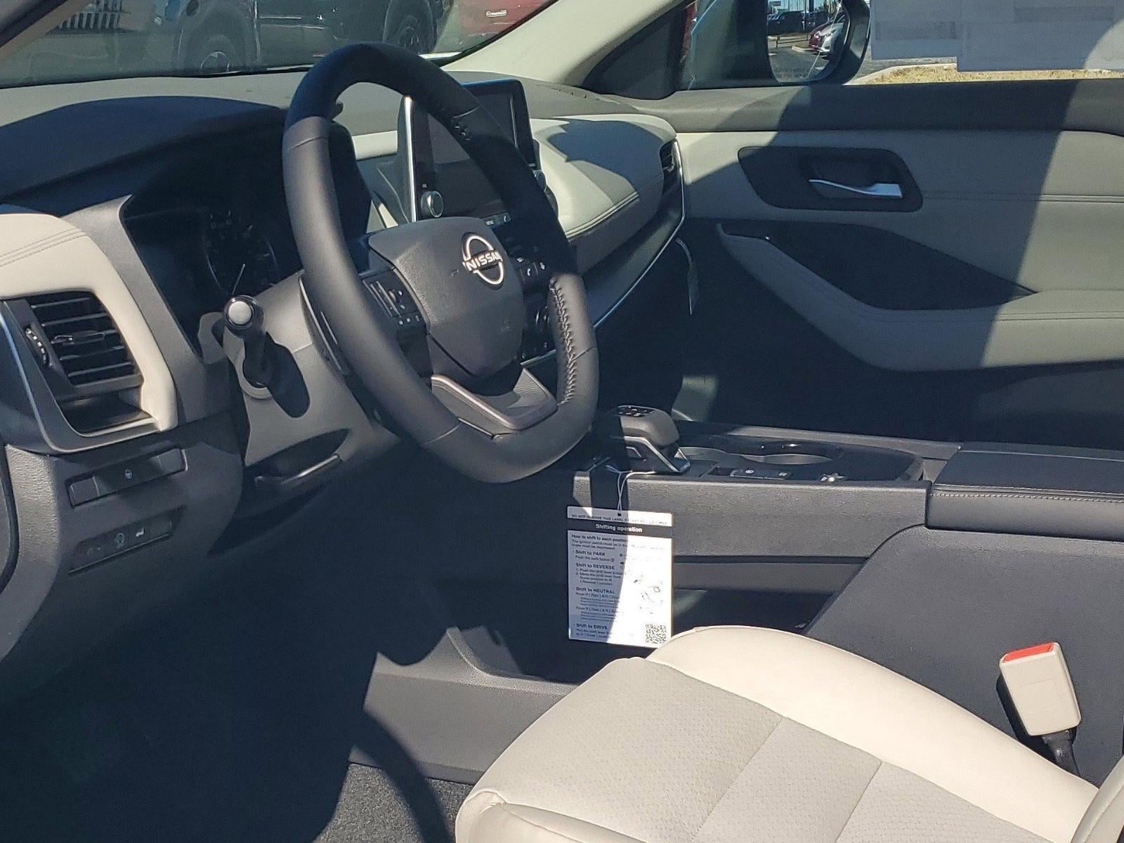 2026 Nissan Rogue 2026.5 FWD Dark Armor