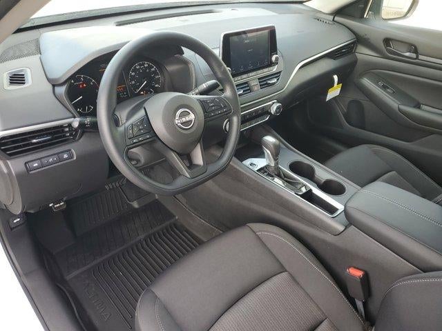 2025 Nissan Altima S FWD