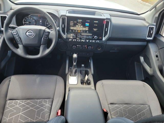 2025 Nissan Frontier Crew Cab 4x2 SV