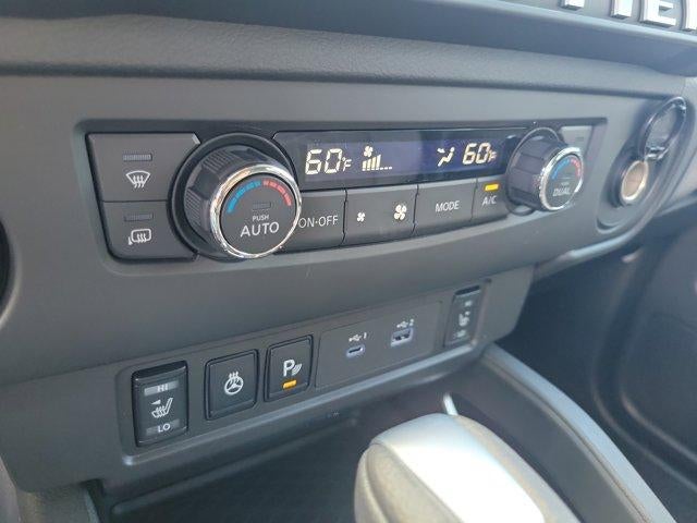 2025 Nissan Frontier Crew Cab 4x2 SV