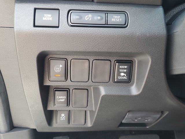 2025 Nissan Frontier Crew Cab 4x2 SV