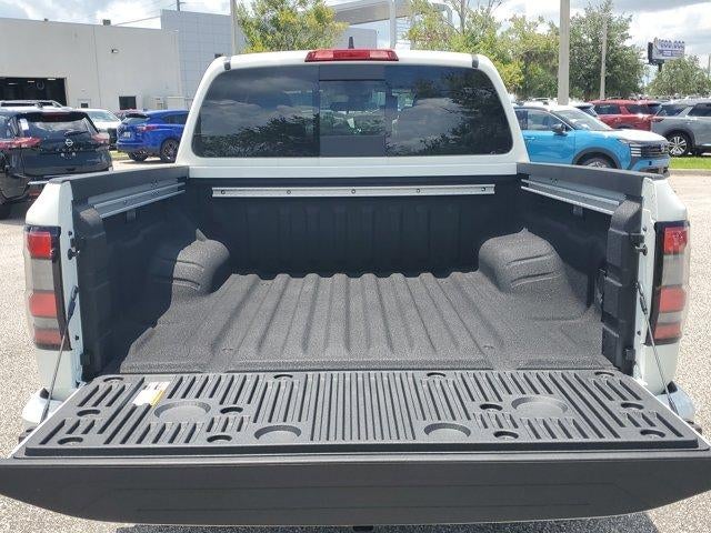 2025 Nissan Frontier Crew Cab 4x2 SV