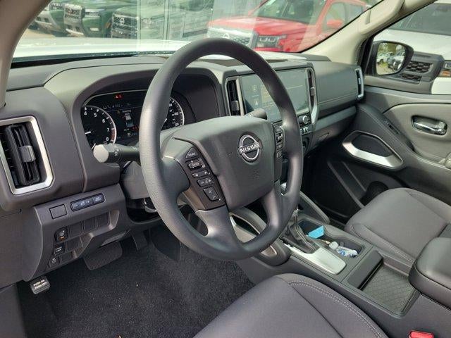 2025 Nissan Frontier Crew Cab 4x2 SV