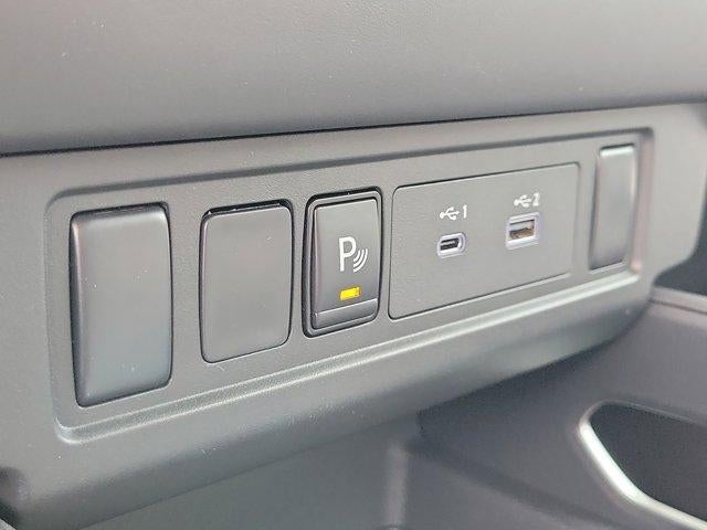 2025 Nissan Frontier Crew Cab 4x2 SV