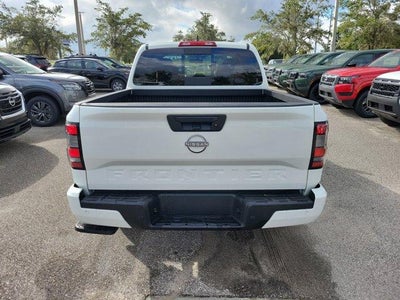 2025 Nissan Frontier Crew Cab 4x2 SV