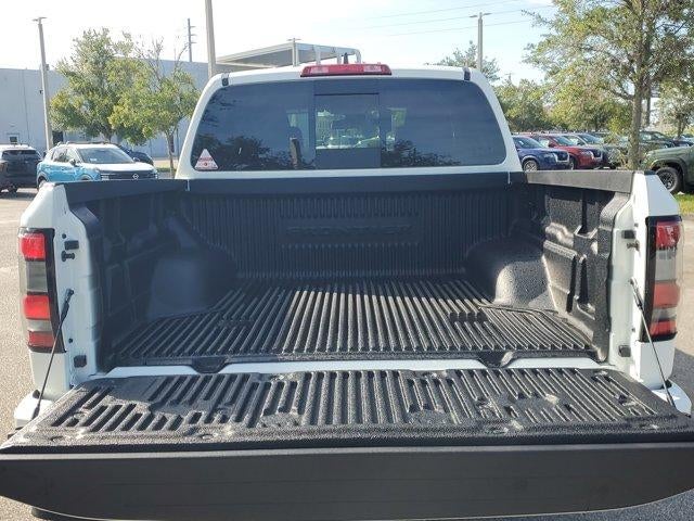 2025 Nissan Frontier Crew Cab 4x2 SV