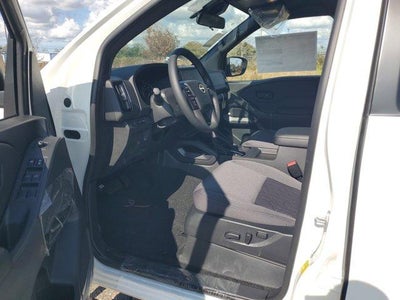 2026 Nissan Frontier Crew Cab 4x2 SV