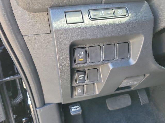 2026 Nissan Frontier Crew Cab 4x2 SV
