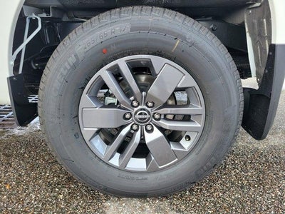 2026 Nissan Frontier Crew Cab 4x4 Long Bed SV