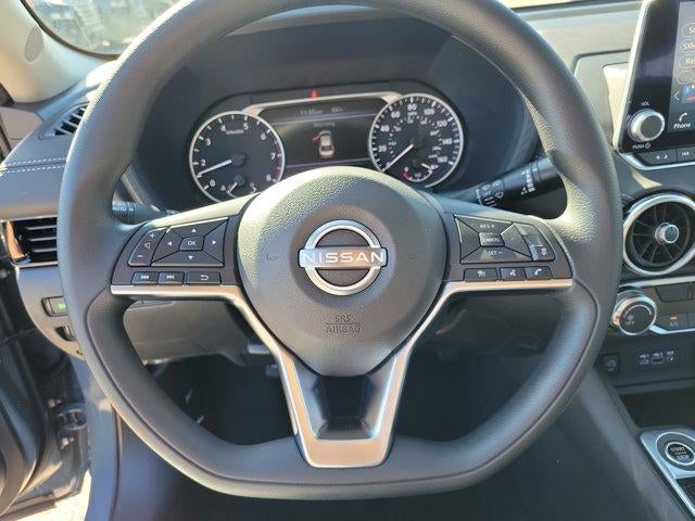 2025 Nissan Sentra SV CVT