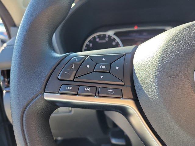 2025 Nissan Sentra SV CVT