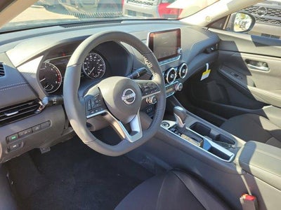 2025 Nissan Sentra SV CVT