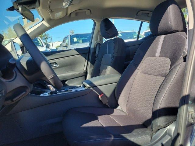 2025 Nissan Sentra SV CVT