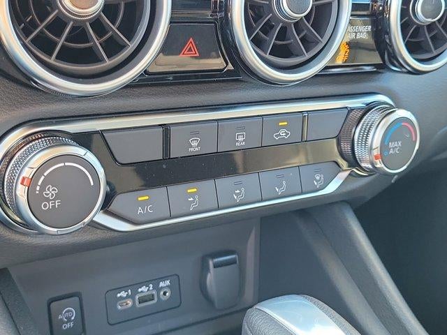 2025 Nissan Sentra SV CVT