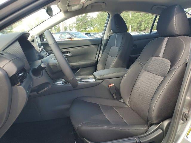 2025 Nissan Sentra SV CVT