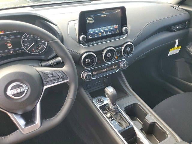 2025 Nissan Sentra SV CVT