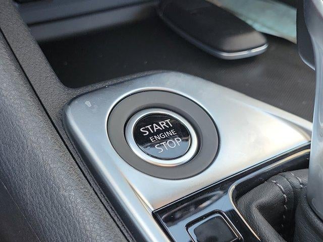 2025 Nissan Sentra SV CVT