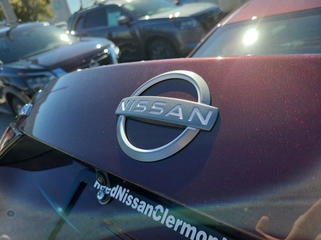 2025 Nissan Sentra SV CVT