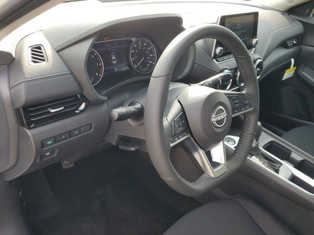 2025 Nissan Sentra SV CVT