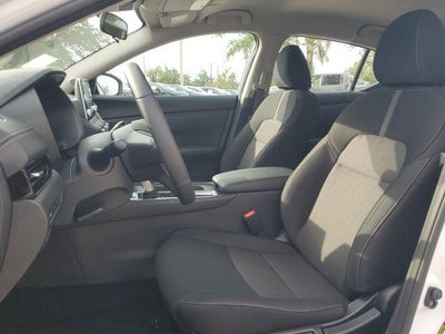 2025 Nissan Sentra SV CVT