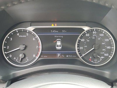 2025 Nissan Sentra SV CVT