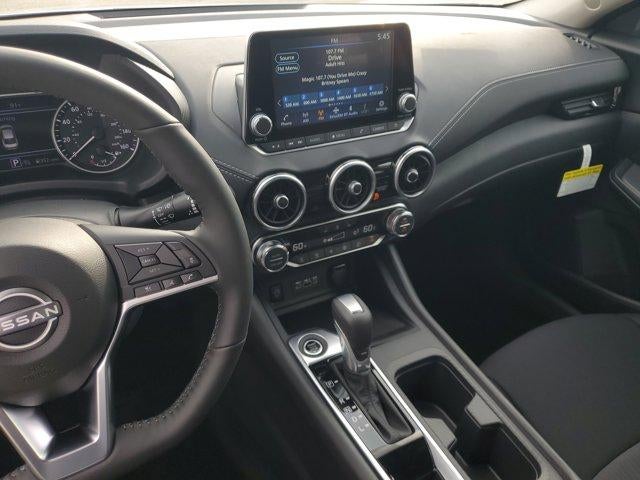 2025 Nissan Sentra SV CVT