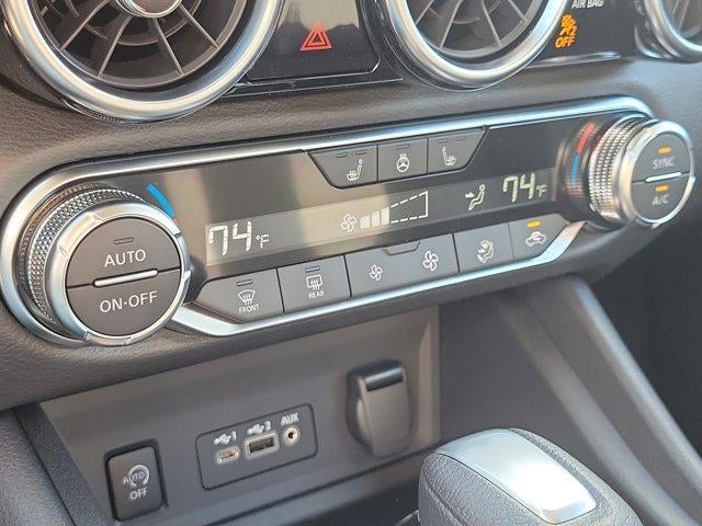 2025 Nissan Sentra SV CVT