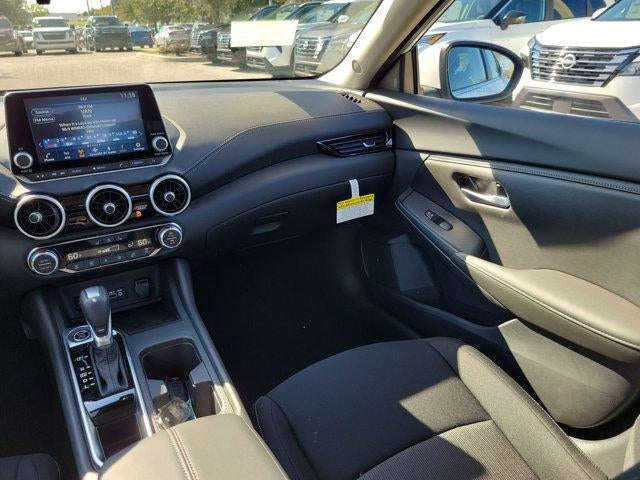 2025 Nissan Sentra SV CVT