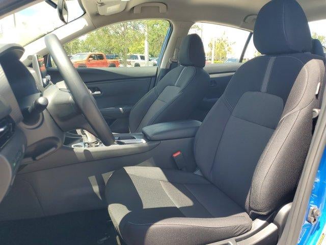 2025 Nissan Sentra SV CVT