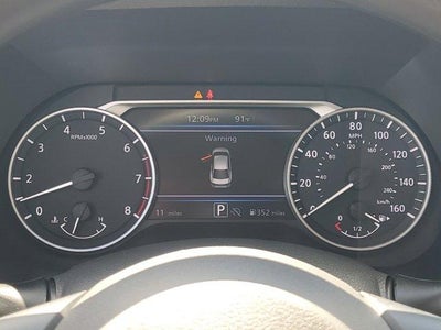 2025 Nissan Sentra SV CVT