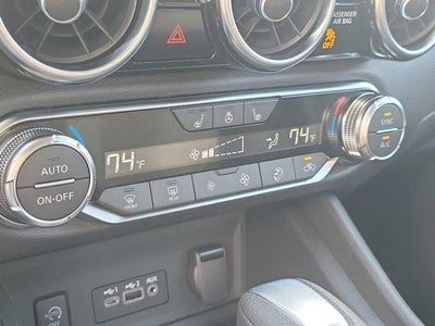 2025 Nissan Sentra SV CVT