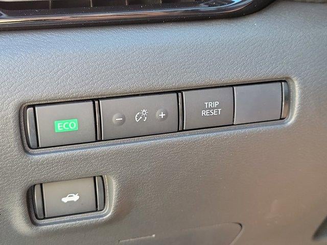 2025 Nissan Sentra SV CVT