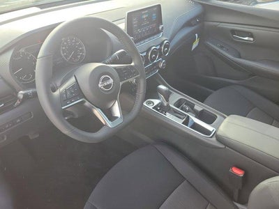 2025 Nissan Sentra SV CVT