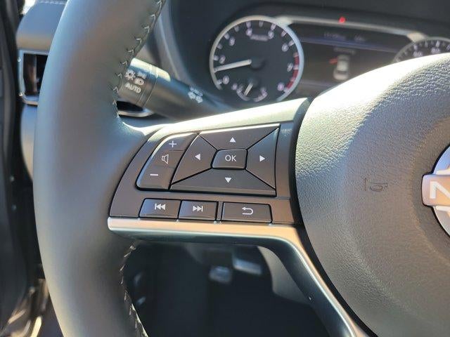 2025 Nissan Sentra SV CVT