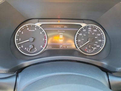 2025 Nissan Sentra SV CVT