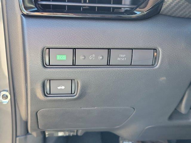 2025 Nissan Sentra SV CVT