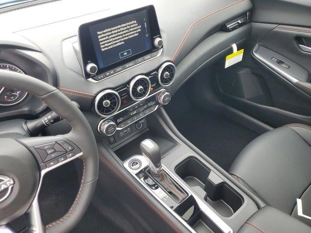 2025 Nissan Sentra SR CVT