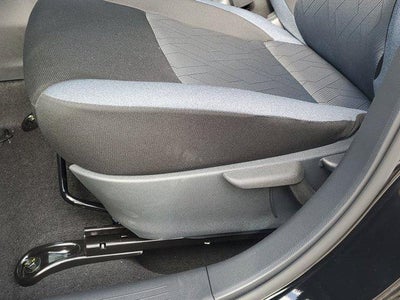 2025 Nissan Versa SV CVT