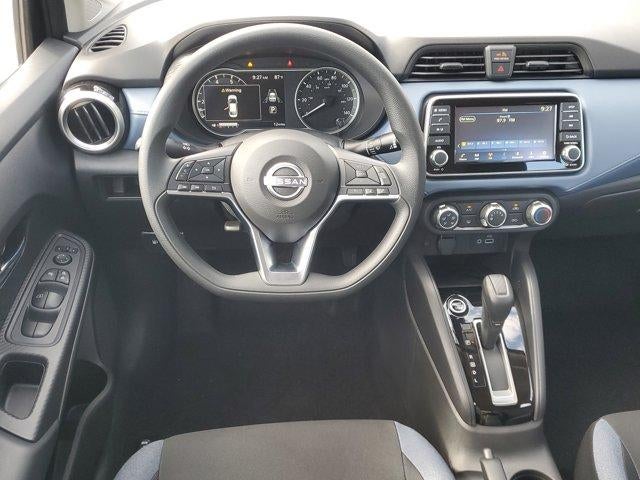 2025 Nissan Versa SV CVT