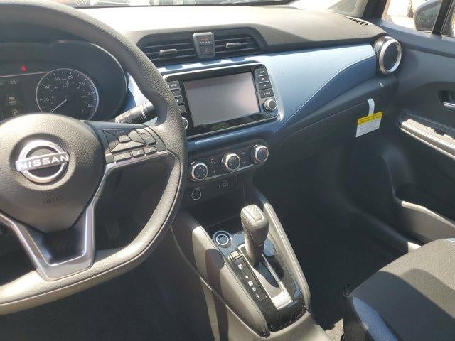 2025 Nissan Versa SV CVT