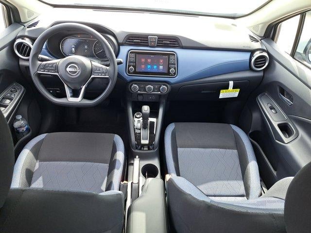 2025 Nissan Versa SV CVT