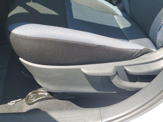 2025 Nissan Versa SV CVT