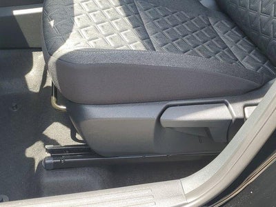 2025 Nissan Kicks SV FWD