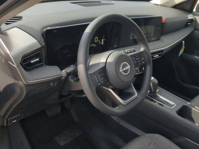 2025 Nissan Kicks SV FWD