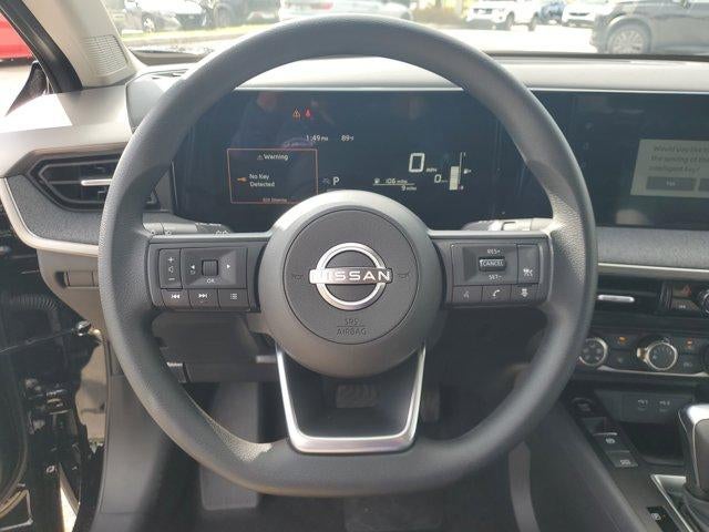 2025 Nissan Kicks SV FWD