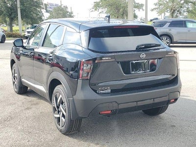 2025 Nissan Kicks SV FWD
