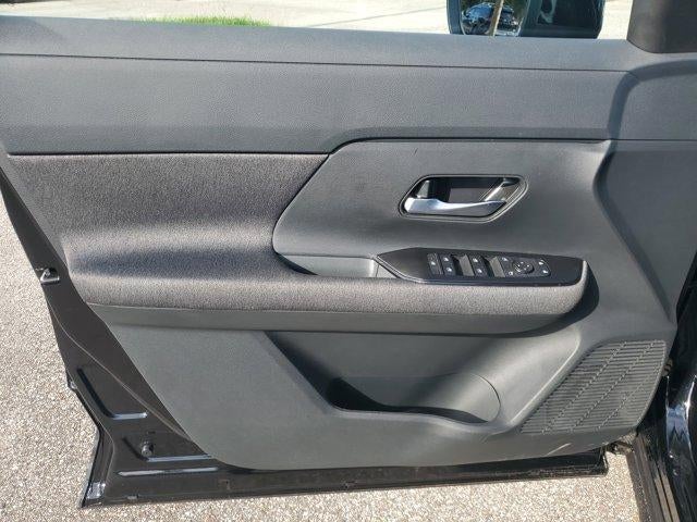 2025 Nissan Kicks SV FWD