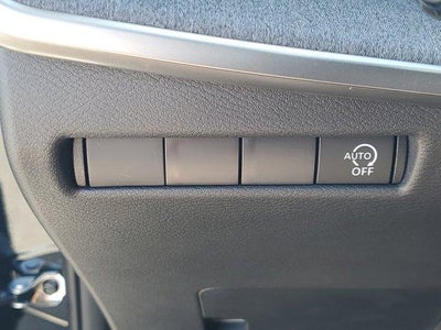 2025 Nissan Kicks SV FWD